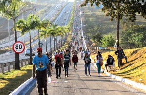 Faltam 29 dias: Rodovia dos Romeiros impulsiona boom econômico entre Goiânia e Trindade